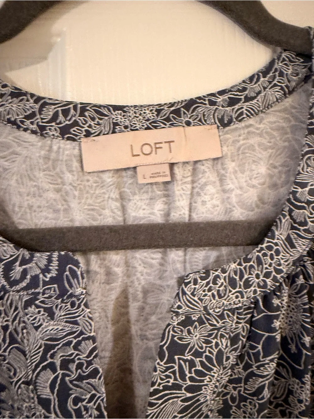 Ann Taylor Factory Navy and White Floral Flutter-Sleeve Blouse